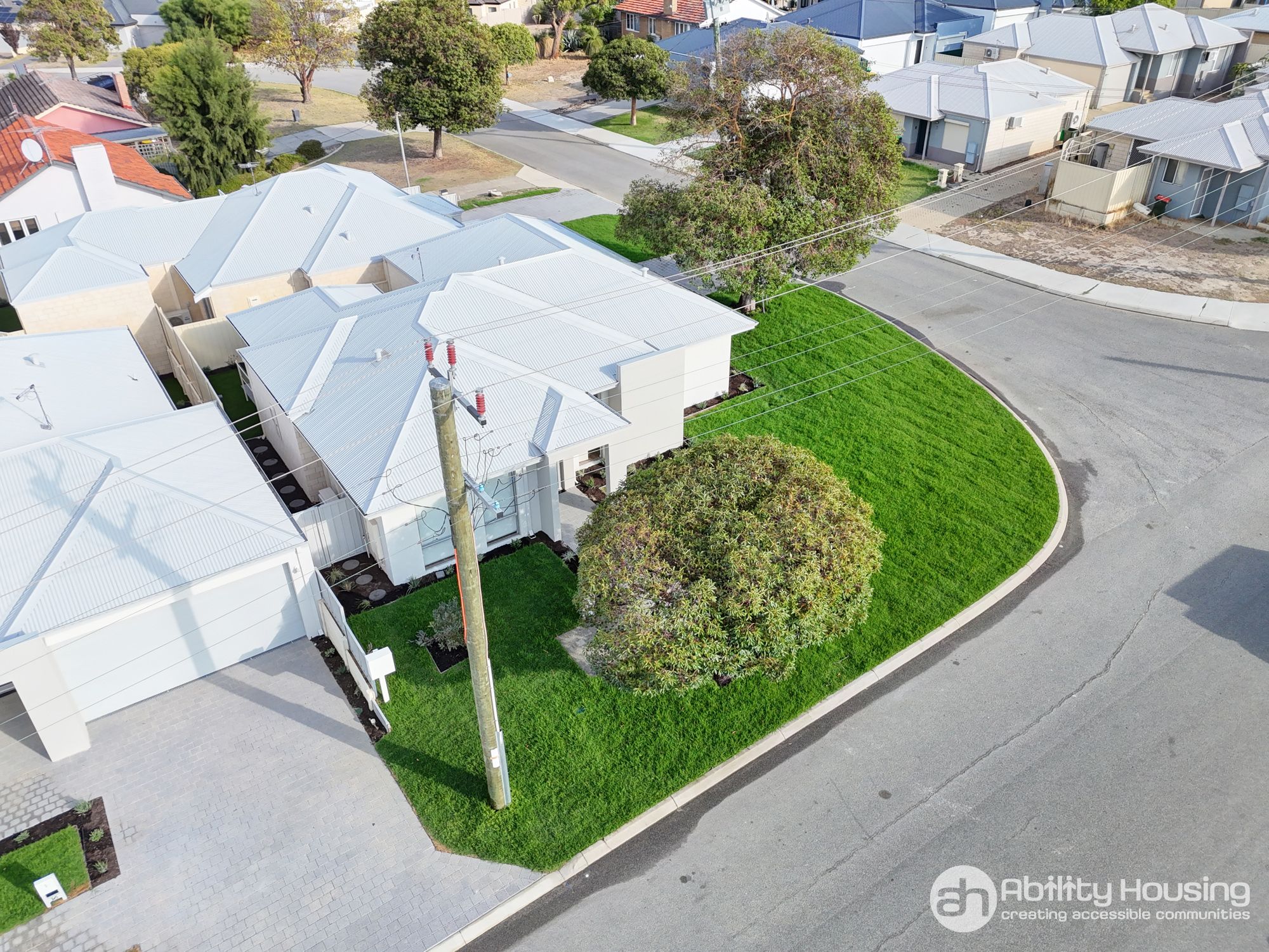 WEB Y25 158 U2-36 Playden Way-Drone-06