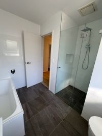 Aranda bathroom