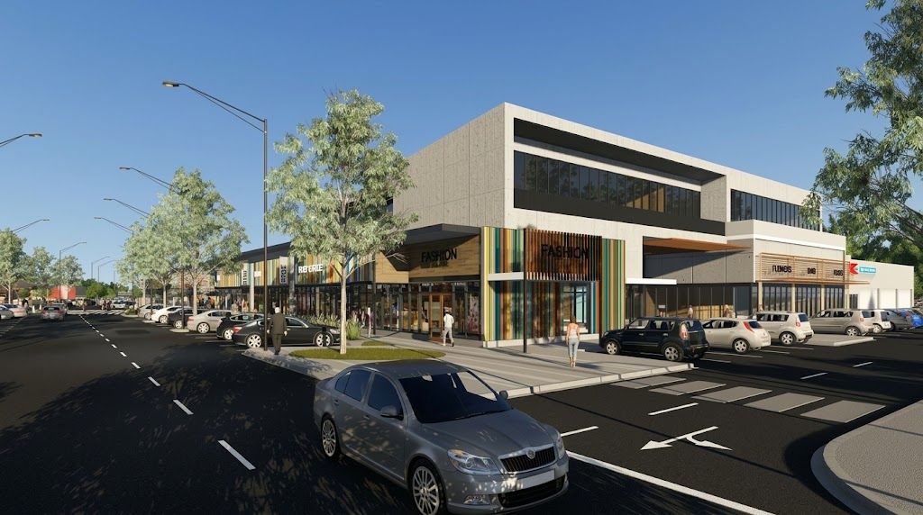 LIFESTYLE   DELA COMBE TOWN CENTER